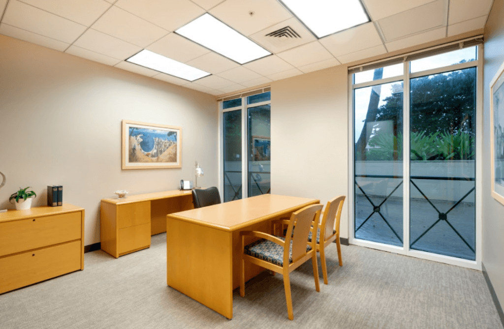 Attorney's executive suites at Legal Edge Services in Coral Gables
